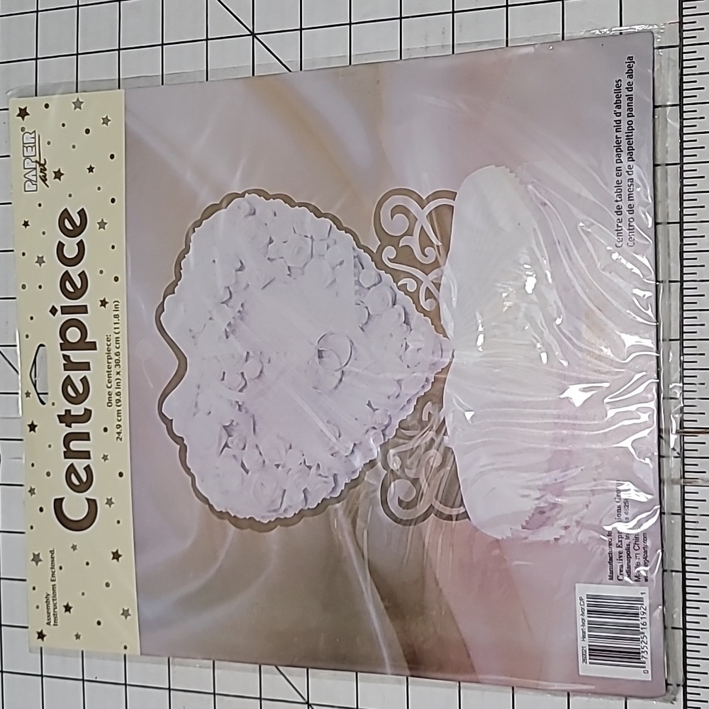 Honeycomb Wedding Centerpiece Bridal Shower Wedding Decoration, 9.6" x 11.8" NIP